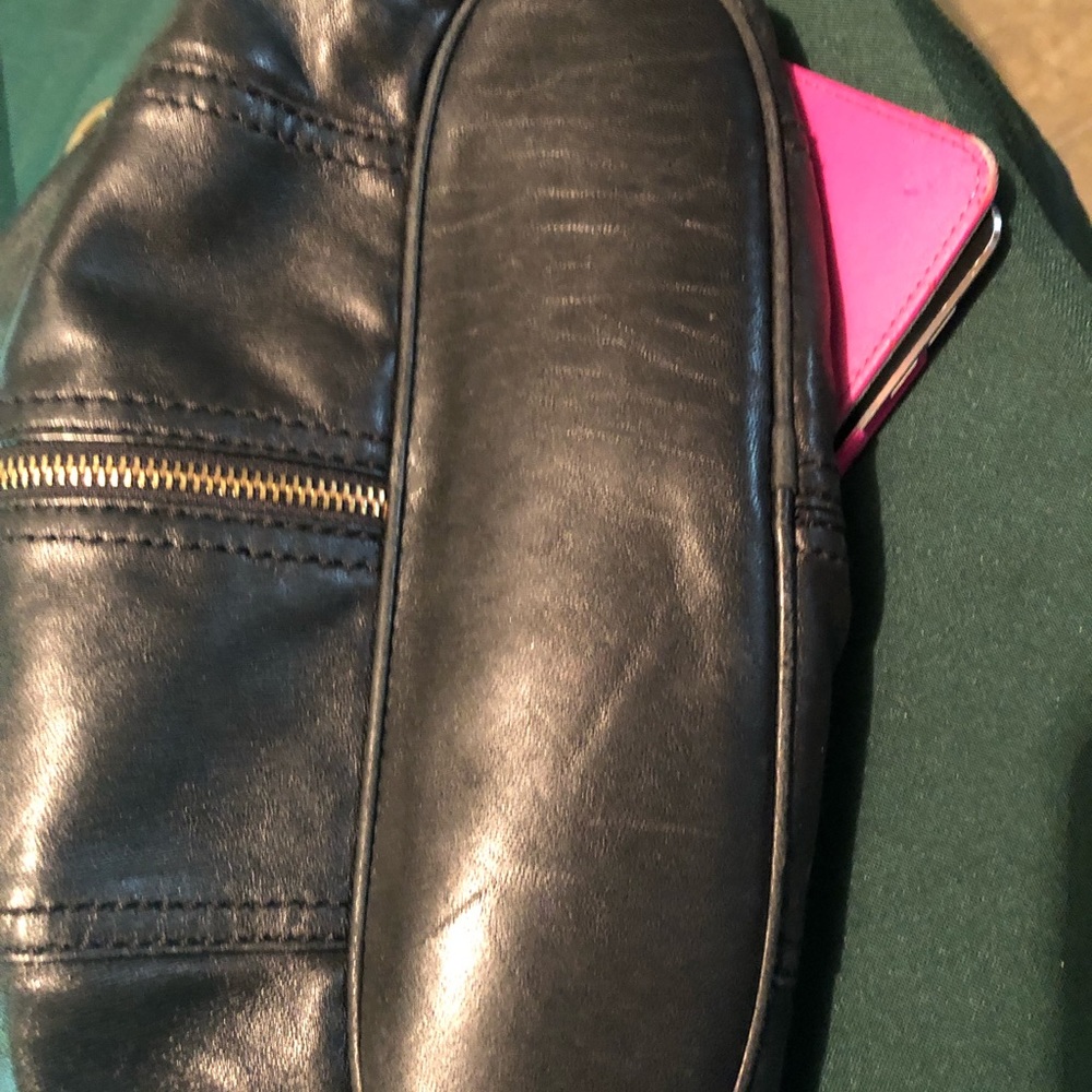 MK Purse - Picture 5 of 8